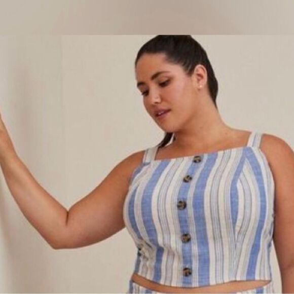 NWT Torrid Blue Striped Mock Button-Down Women's Crop Top - Picture 3 of 11